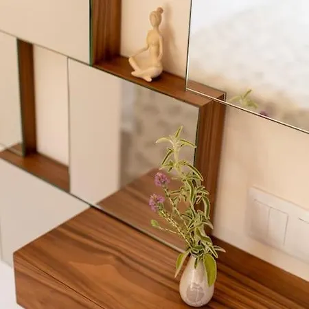 Mani Senses Luxury *