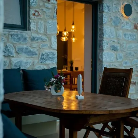 Villa Mani Senses Luxury *