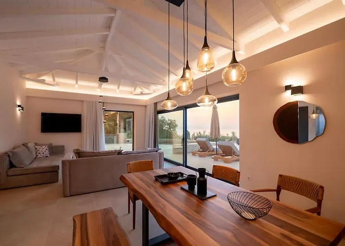 Mani Senses Luxury *