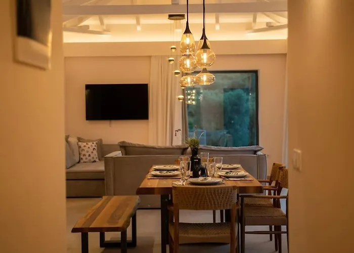 Villa Mani Senses Luxury *