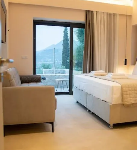 Mani Senses Luxury Kotronion (West Mani)