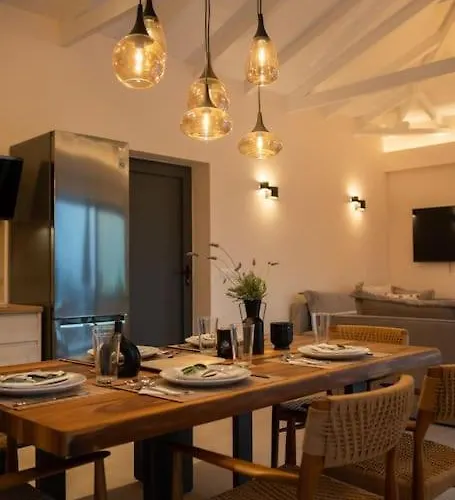 Mani Senses Luxury Villa